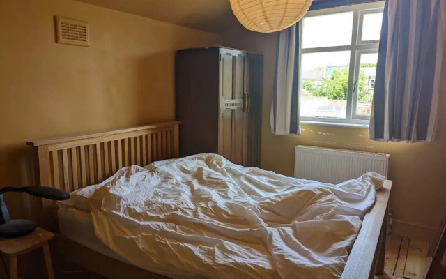 Stylish 2 Bedroom Apartment in Peckham