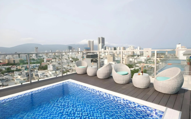 Calix Hotel