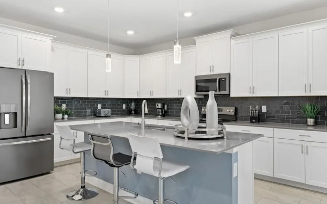 Dashing Family Home Stl113