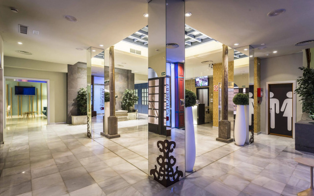 Hotel Comfort Dauro 2