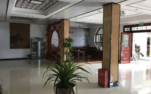 Ningguo Impression Hongcun Inn (Chujiatan Branch)