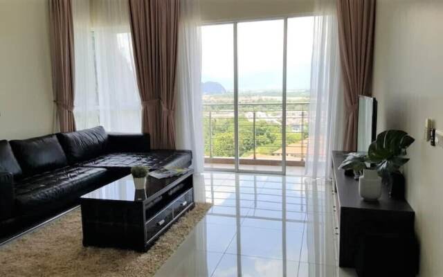 Suites at The Haven Lakeside by Plush