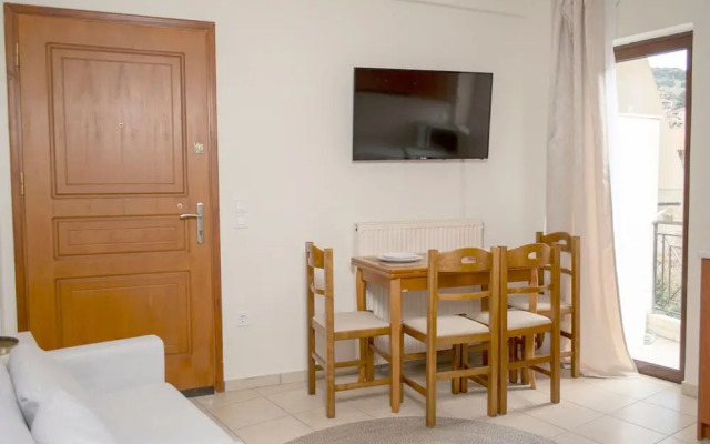 Rokani Studio I at Kalavrita Center