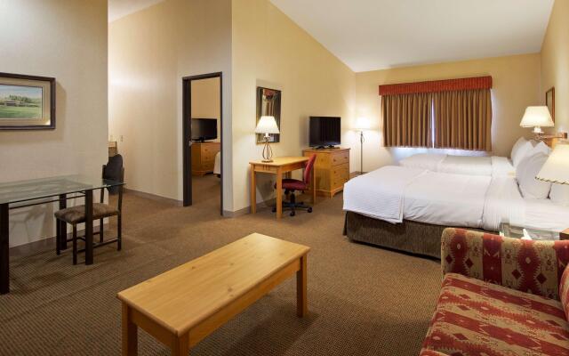 Best Western Golden Spike Inn & Suites