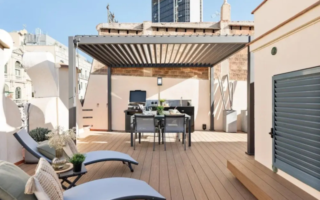 Rambla Paris Attic Apartment