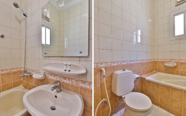 OYO 246 Hotel Hadeel Al Motamayezah