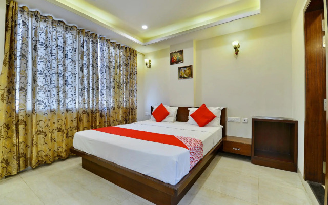 Capital O 84085 Hotel Cheelgadi Greens