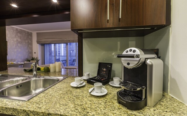 Faraway Homes - Burj Views Luxury