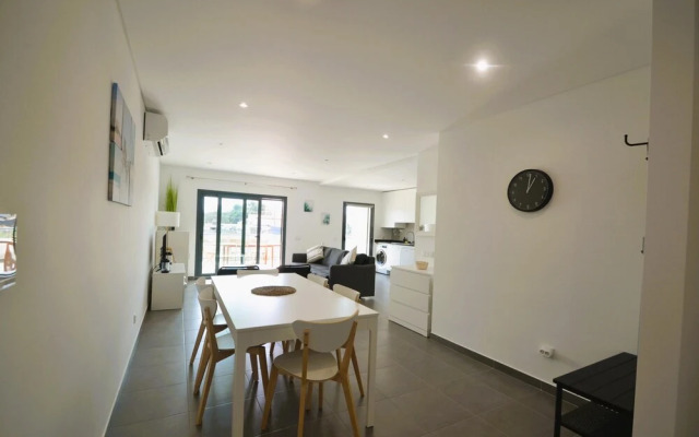 Mar in S o Martinho do Porto