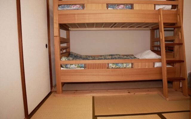 Guest House Fun Osaka - Hostel