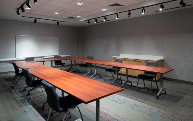 Aloft Charlotte Airport