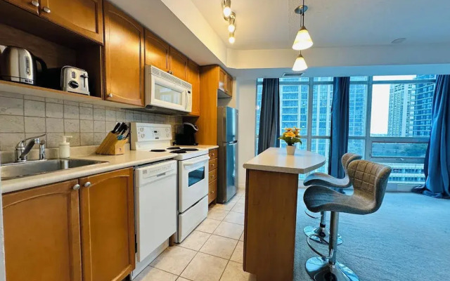 The Yonge Boutique Suites