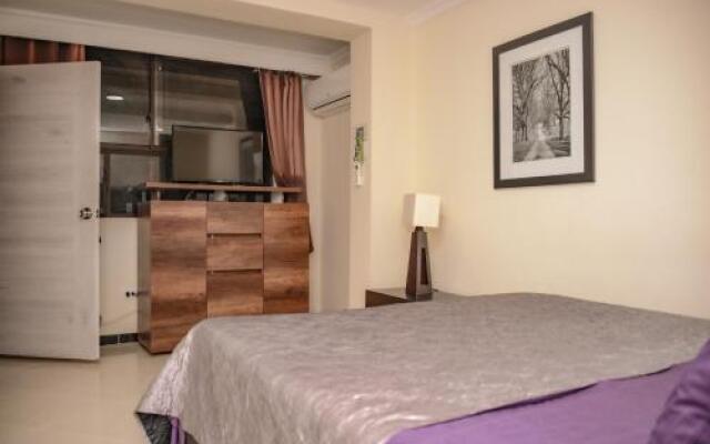 Calle 8 Suites