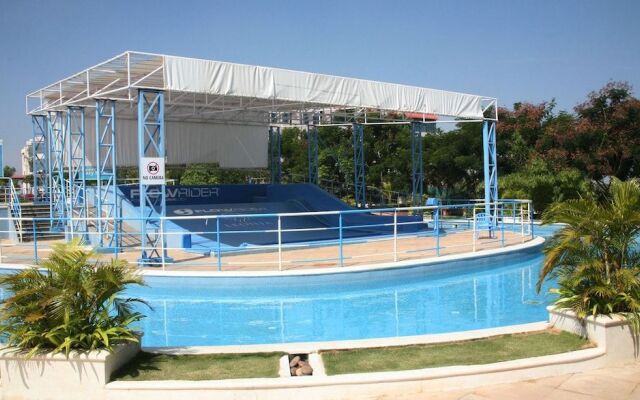 Celestia Suites at Leonia