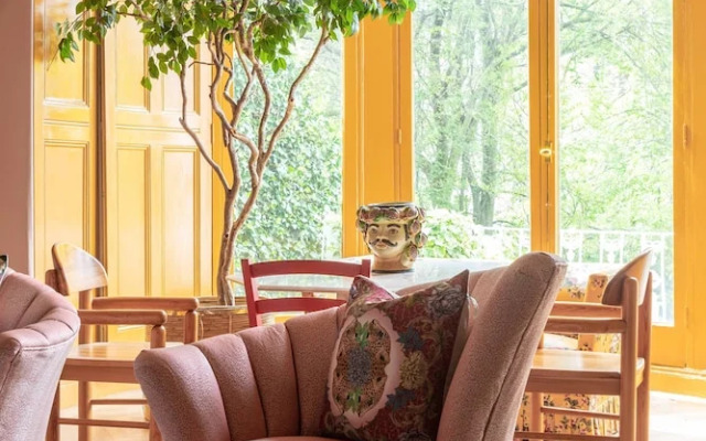 Belsize Park Gardens by Onefinestay