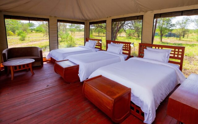 Embalakai Authentic Camp