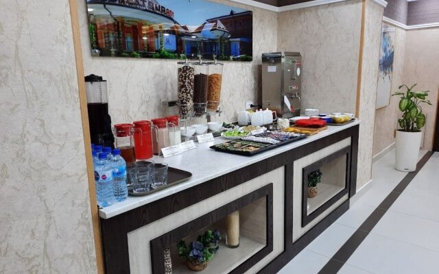 Zarafshan Grand Hotel FIEZ