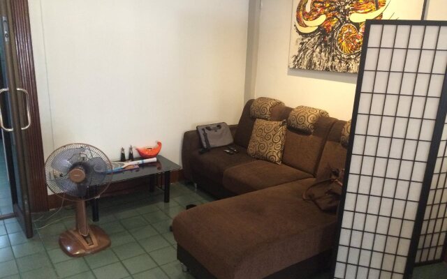 La Maison Verte Hostel