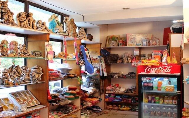 ADB Rooms Falcon Crest