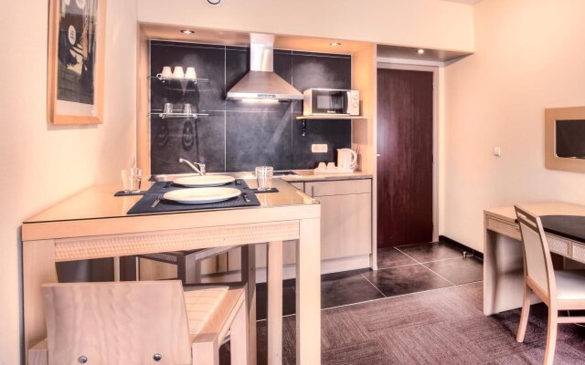 Hotel & Aparthotel Casteau Resort Mons
