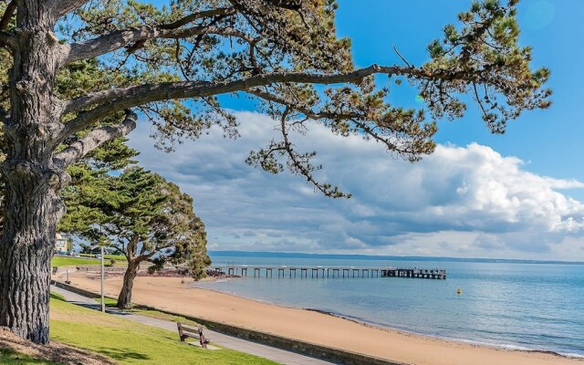 Absolute Beachfront Apartment Phillip Island