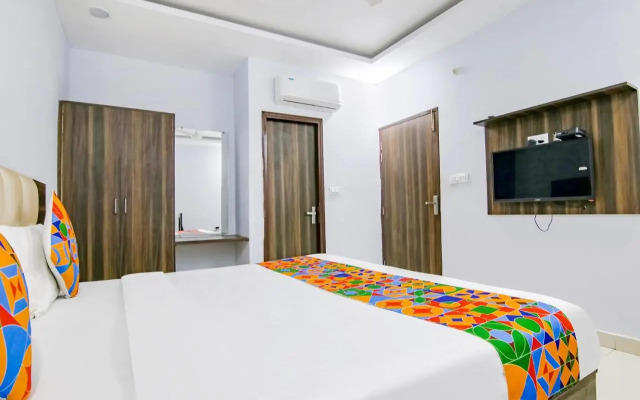 Fabhotel Galaxy View