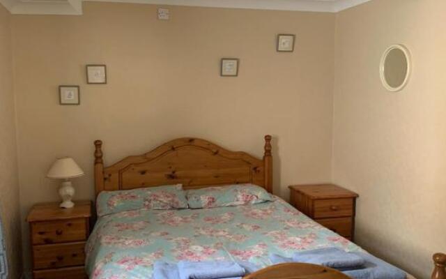 Kirks Cottage