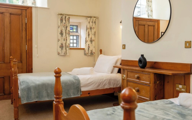 Watermouth Castle, Penn-curzon Apartment