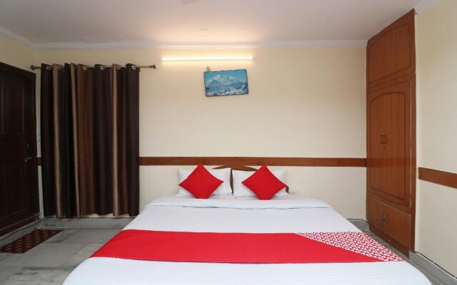 Hotel Rajdhani Palace By OYO Rooms