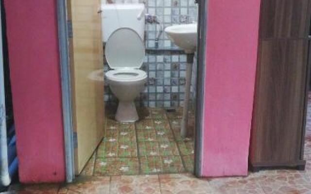 Strawberry Rest House Mesilou Kundasang