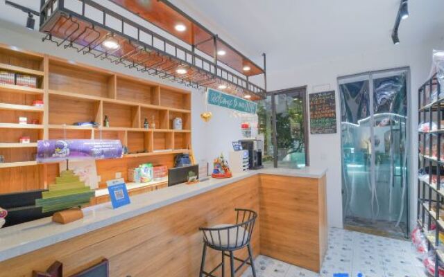 Still Alice Boutique Hostel