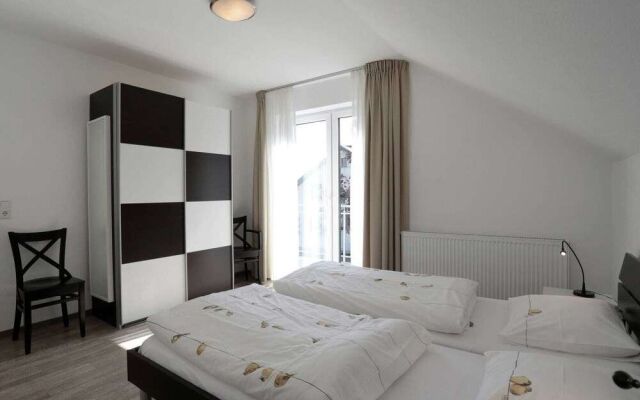 Serene Villa in Kstelberg near Lake & Watersports