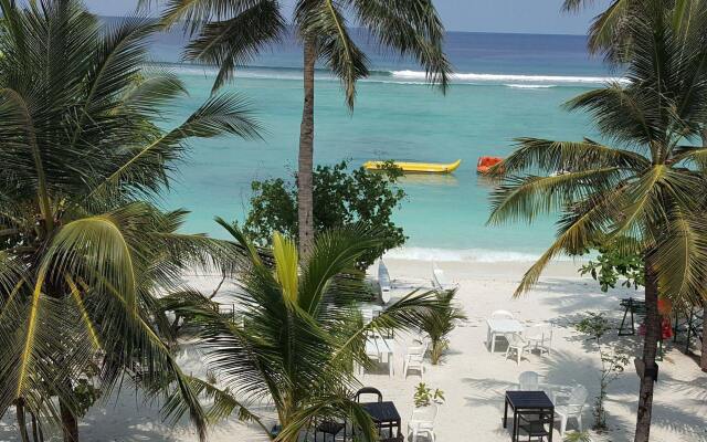 Hotelodge Aloevera Beach