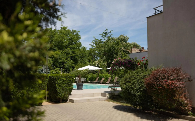 Perla Hotel