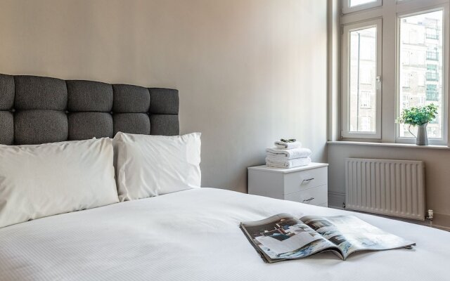 Stunning 3BR Apartment Next To Tower Bridge