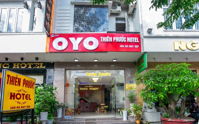 hotelImage