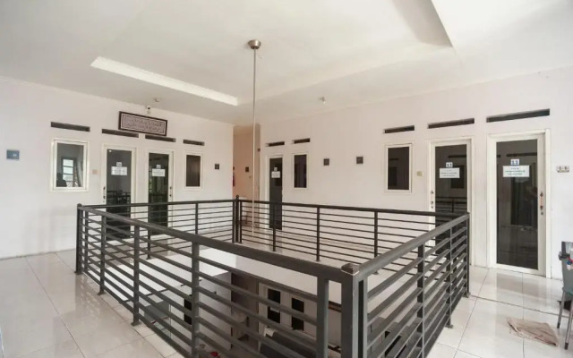 Aaa Residence Syariah by Oyo Rooms