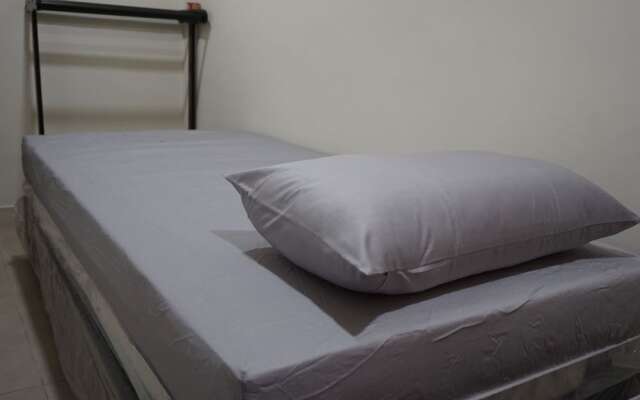 Sakura Bandar Semariang Guest House