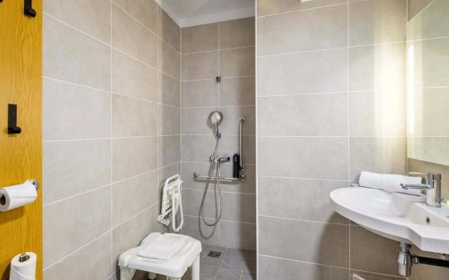 B&B HOTEL Cannes La Bocca Plage