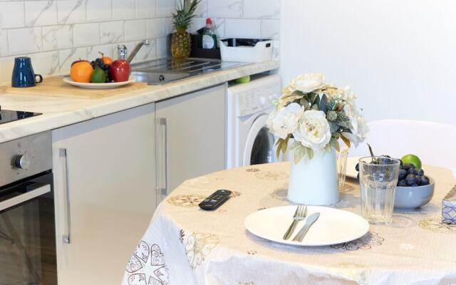 Wonderful Holiday Studio in the Trendy Brick Lane