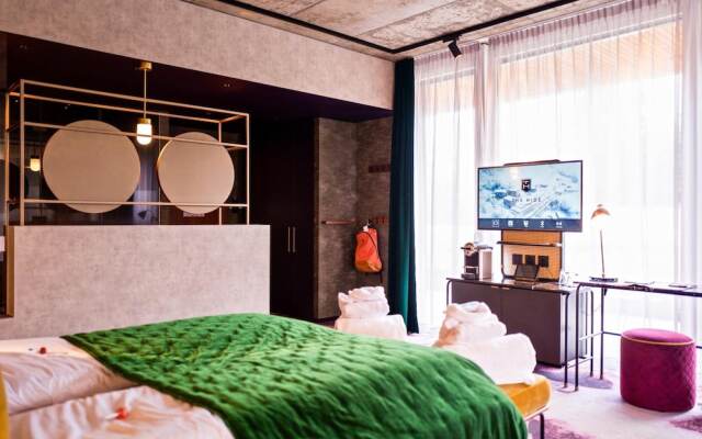 Me and All Hotel Flims, by Hyatt