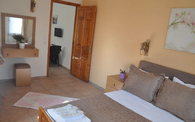 Dalyando Hotel
