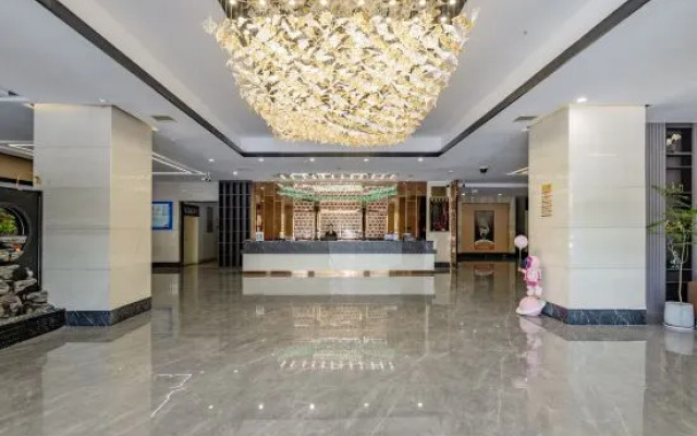 Intime Hotel (Panzhihua College Wanda Plaza)
