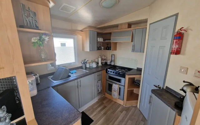 Inviting 3-bed Caravan in Porthcawl