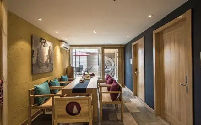 Huaxili Hostel