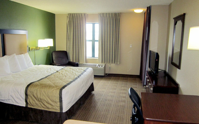 Studio 6 Suites Seattle Kent WA