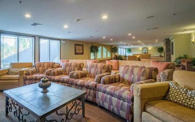 Berkshire Mountain Lodge