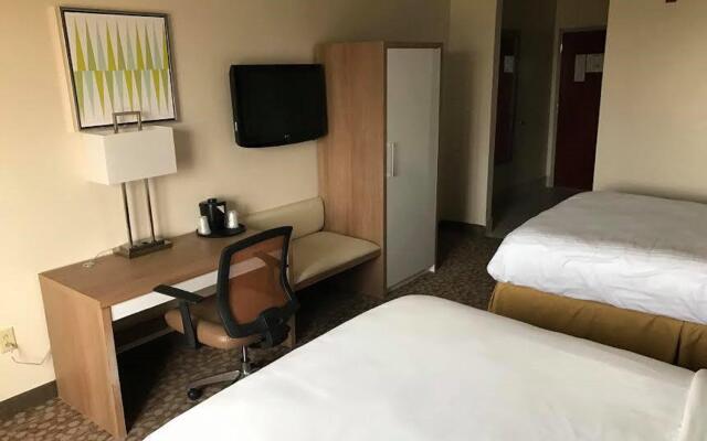 Holiday Inn Express Hotel & Suites Dayton West - Brookville by IHG