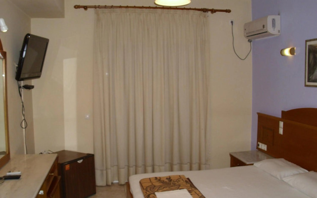 Hotel Cybele