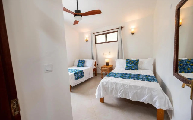 Oasys House - Beautiful Private Beach Front Home